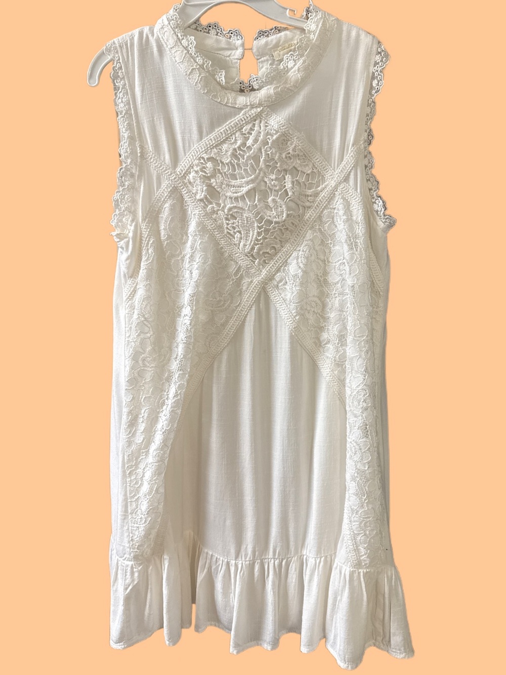 4/$30 Chelsea & Violet Ivory Lace Trim Blouse size large